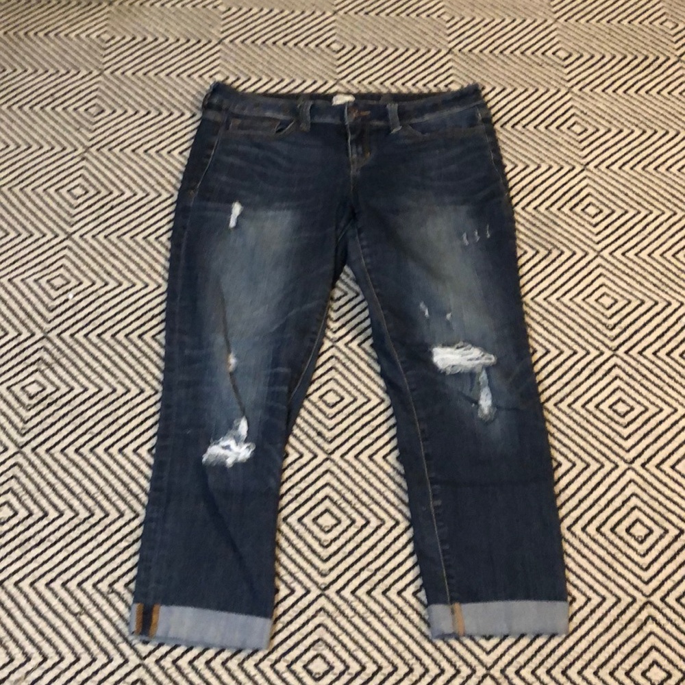 Sneak Peek Capri Jeans